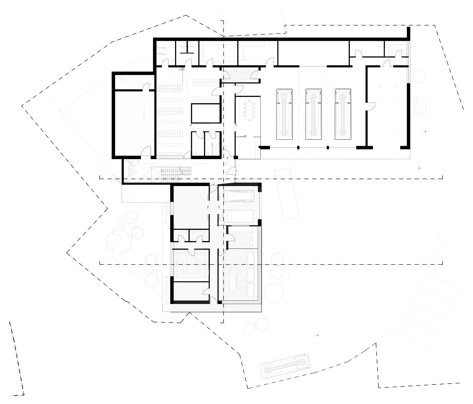 Grundriss Erdgeschoss mit Feuerwehr und Bergrettung