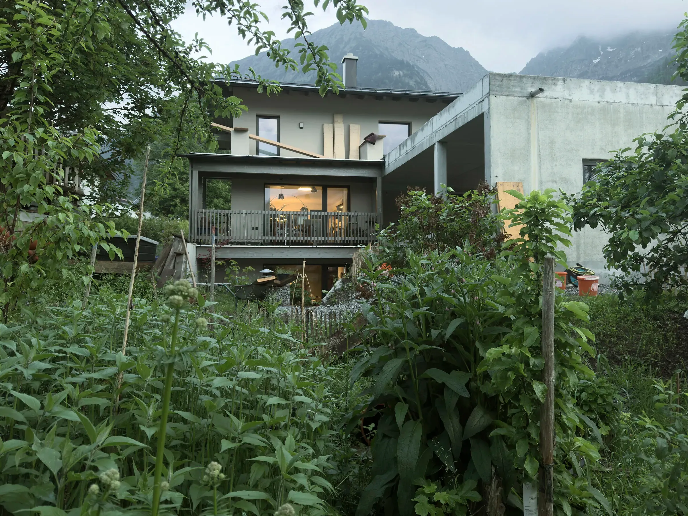 Haus am Garten hinter dem Gemüsegarten