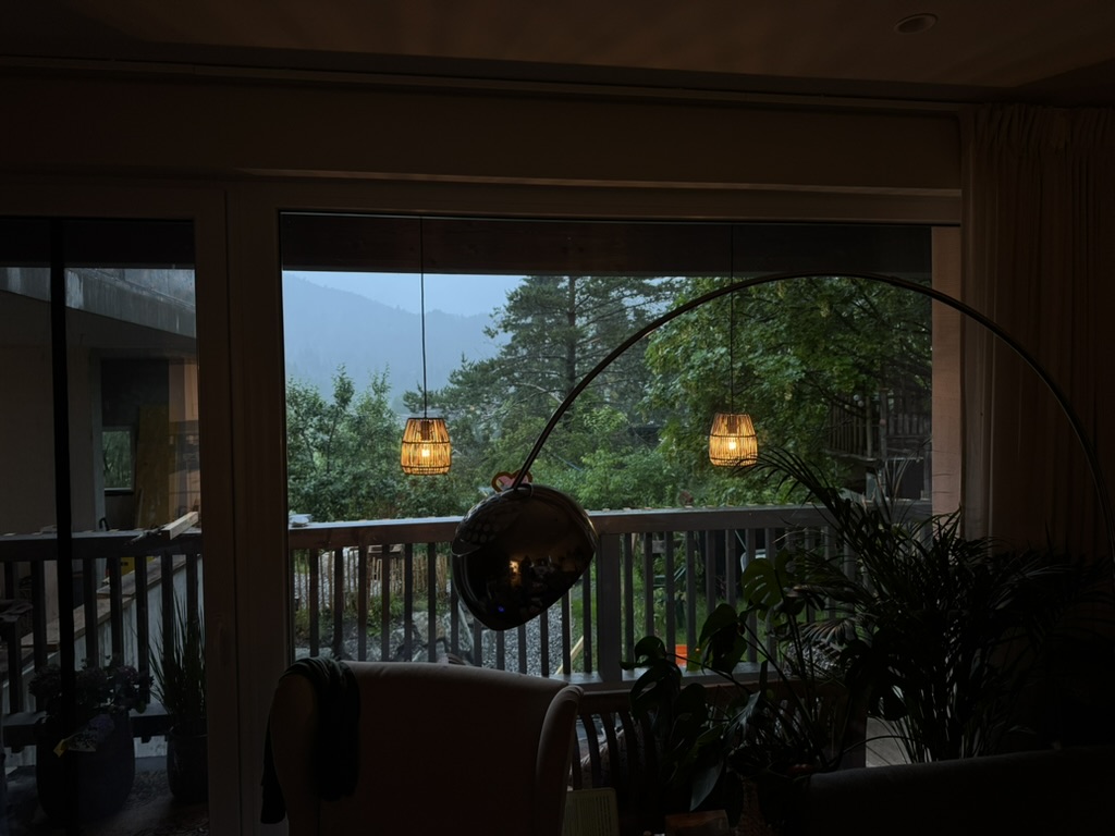 Haus G. – Wohnbereich mit Blick zum Garten